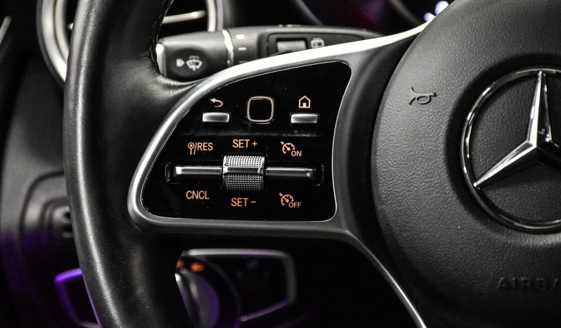 2021 Mercedes-Benz GLC 300 full