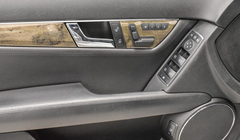 2009 Mercedes-Benz C 350 full