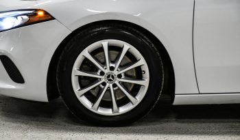 2020 Mercedes-Benz A 220 full