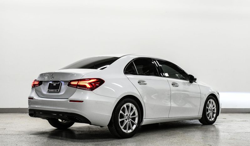 2020 Mercedes-Benz A 220 full