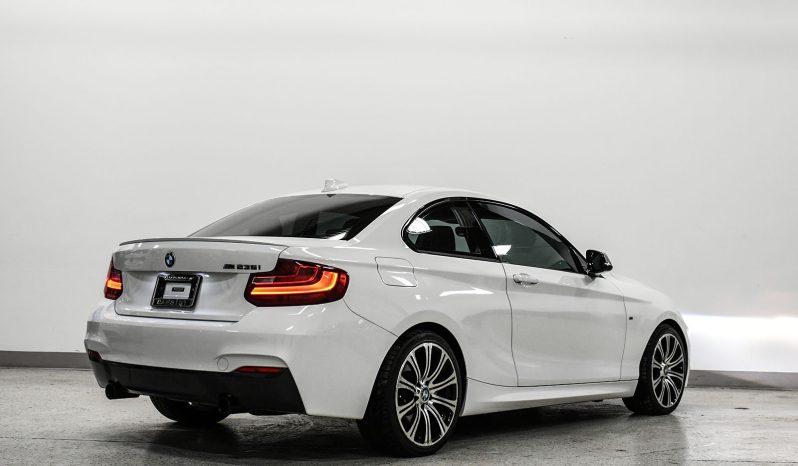 2015 BMW M 235i full