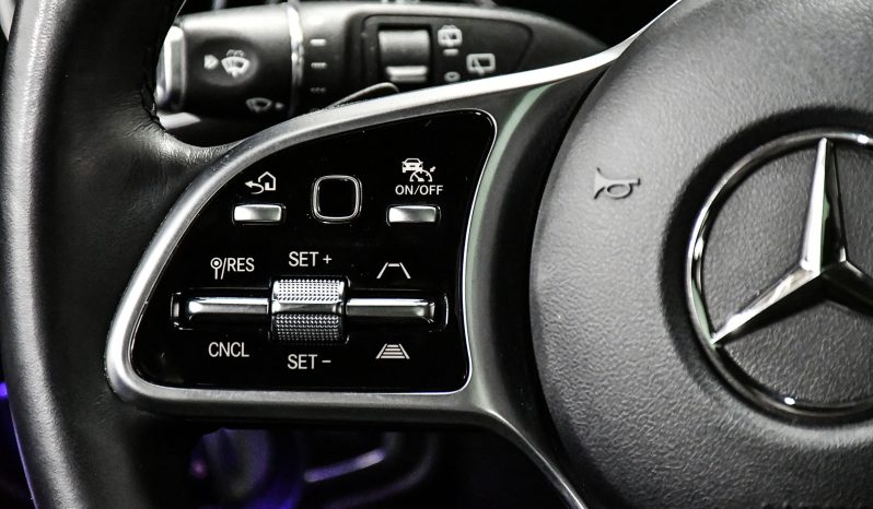 2020 Mercedes-Benz GLC 300 full