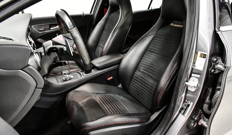 2015 Mercedes-Benz GLA 45 AMG full