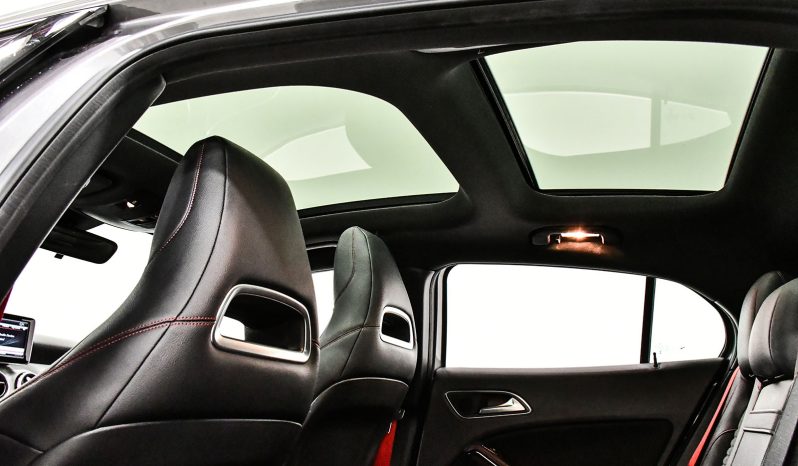 2015 Mercedes-Benz GLA 45 AMG full