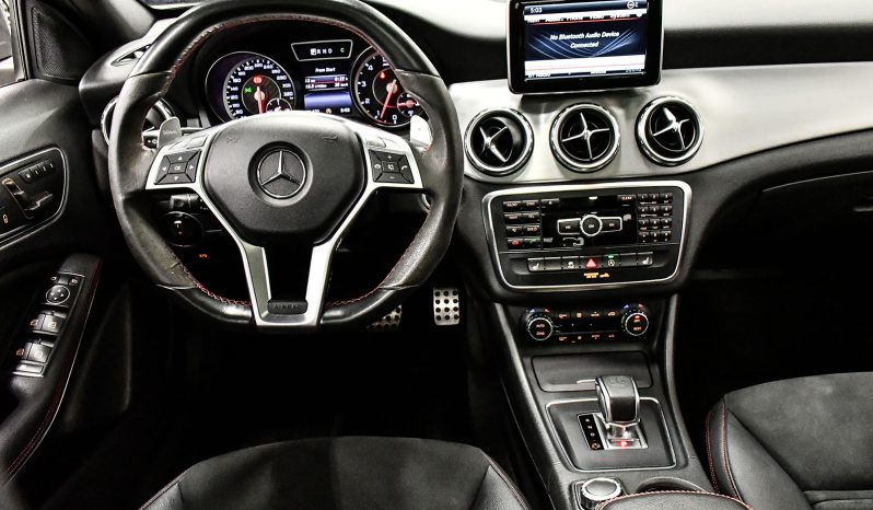 2015 Mercedes-Benz GLA 45 AMG full