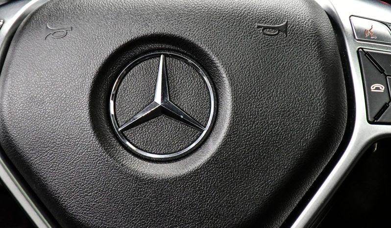 2015 Mercedes-Benz GLA 45 AMG full