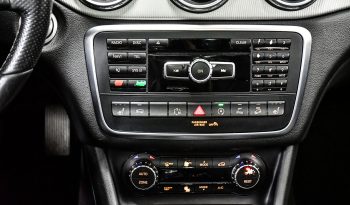 2015 Mercedes-Benz GLA 250 full