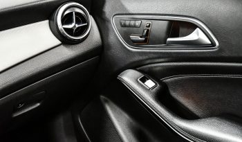2015 Mercedes-Benz GLA 250 full