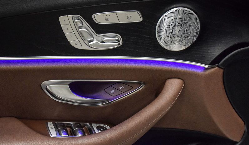 2018 Mercedes-Benz E 400 full