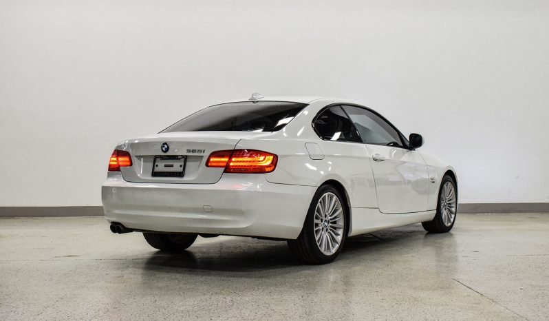 2011 BMW 3-SERIES 328XI full