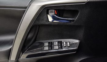 2016 Toyota RAV4 SE full