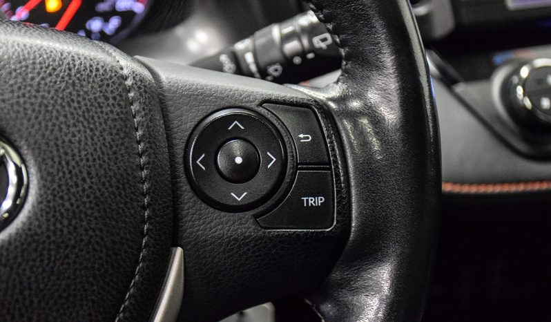 2016 Toyota RAV4 SE full