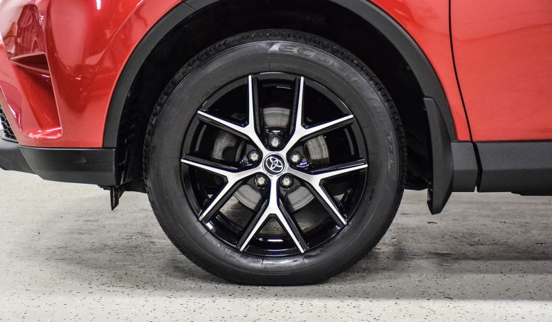 2016 Toyota RAV4 SE full