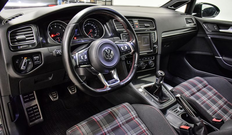 2016 Volkswagen GTI Autobahn S full