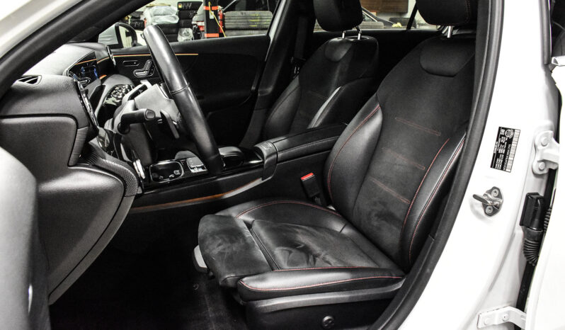 2020 Mercedes-Benz A 220 full