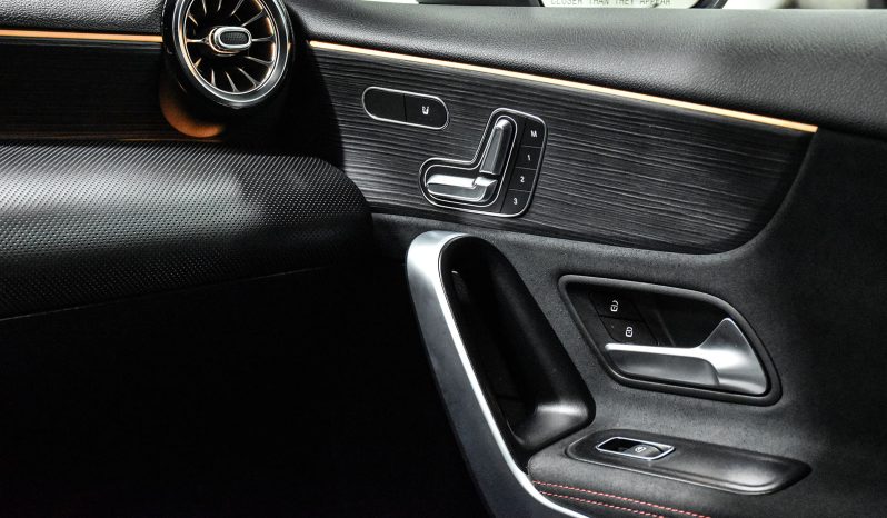2020 Mercedes-Benz A 220 full