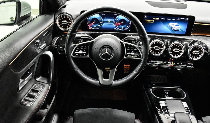 2020 Mercedes-Benz A 220 full
