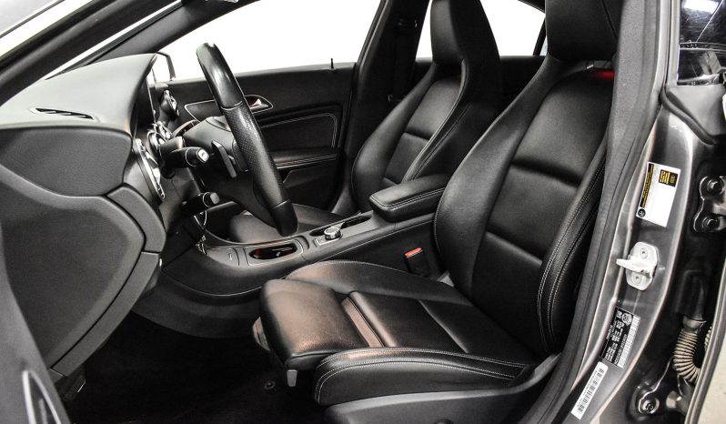 2018 Mercedes-Benz CLA250 full