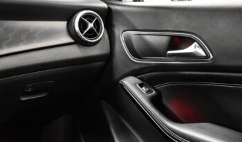 2018 Mercedes-Benz CLA250 full