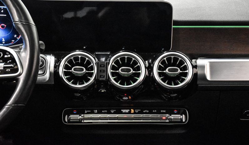 2021 Mercedes-Benz GLB 250 full