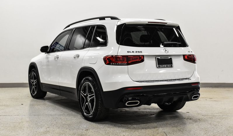 2022 Mercedes-Benz GLB 250 full