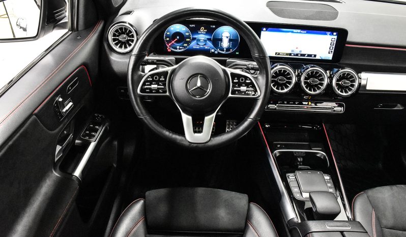 2022 Mercedes-Benz GLB 250 full