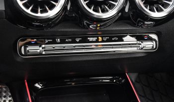 2022 Mercedes-Benz GLB 250 full