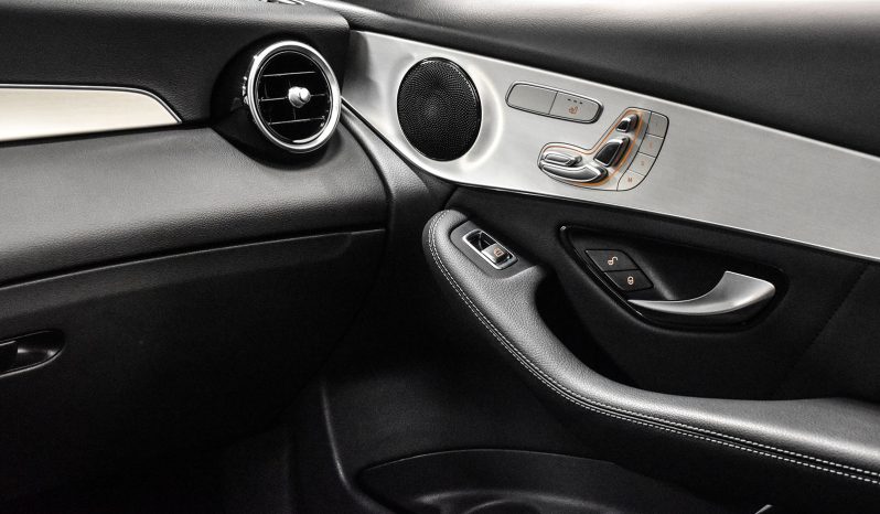 2022 Mercedes-Benz GLC 300 full