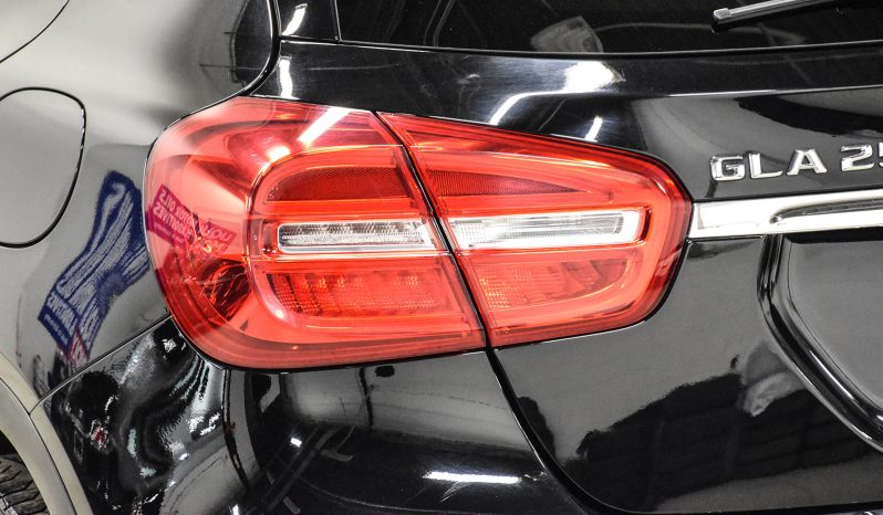 2016 Mercedes-Benz GLA 250 full