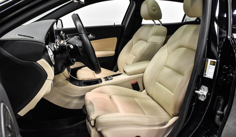 2016 Mercedes-Benz GLA 250 full