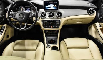 2016 Mercedes-Benz GLA 250 full