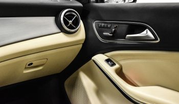 2016 Mercedes-Benz GLA 250 full