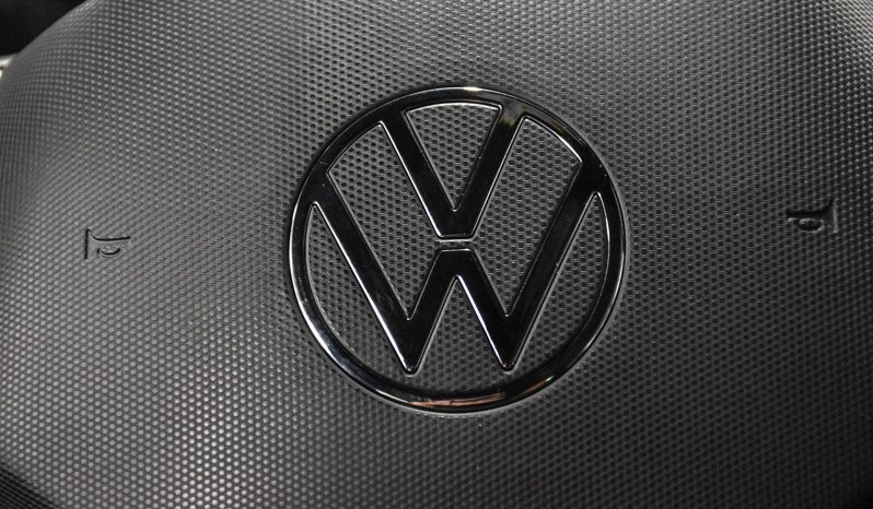 2020 Volkswagen Atlas Cross Sport full