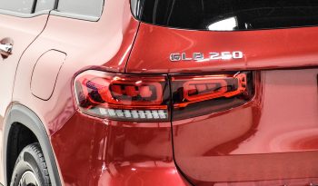 2021 Mercedes-Benz GLB 250 full