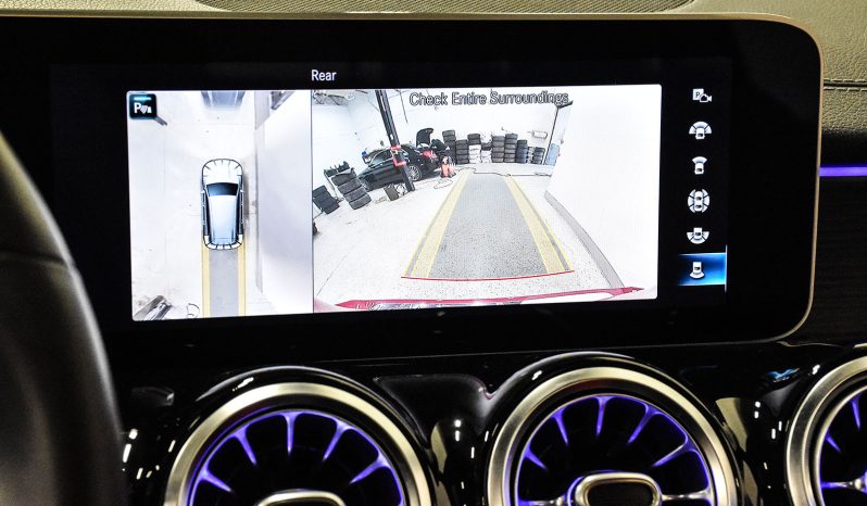 2021 Mercedes-Benz GLB 250 full