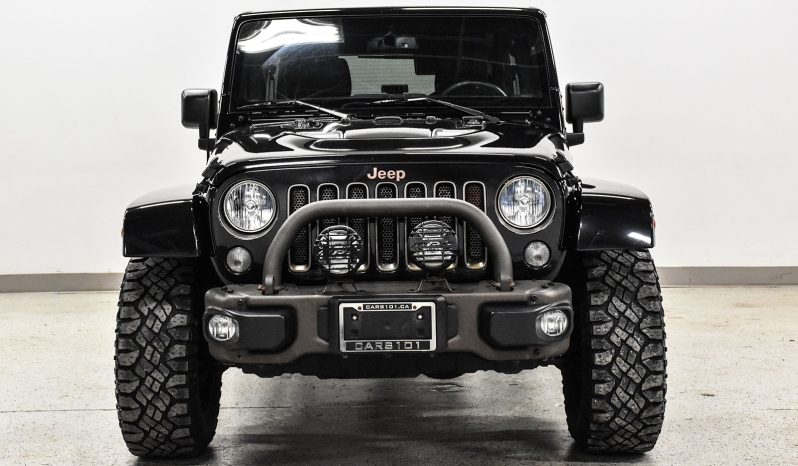 2016 Jeep Wrangler Unlimited Sahara full
