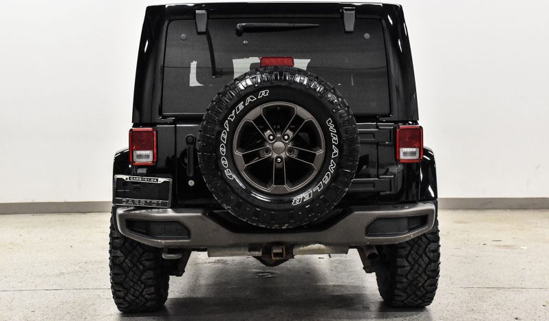 2016 Jeep Wrangler Unlimited Sahara full