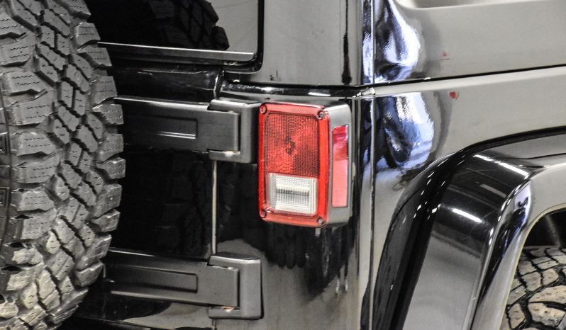2016 Jeep Wrangler Unlimited Sahara full