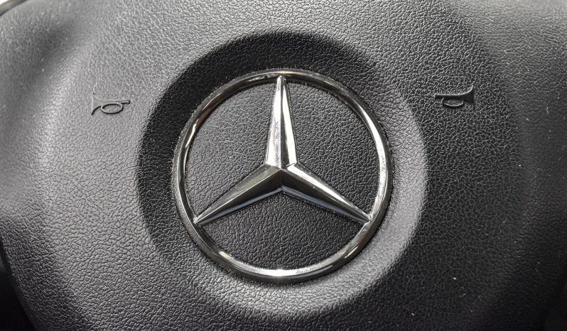 2016 Mercedes-Benz C 450 full