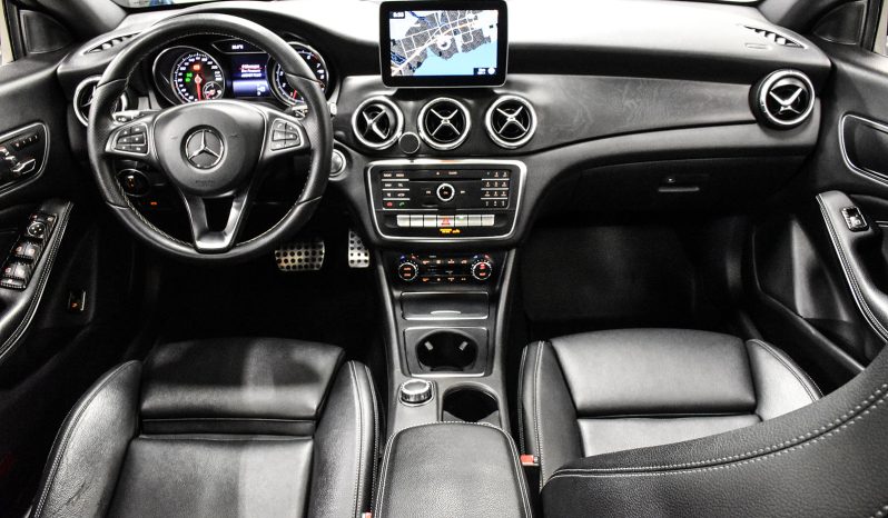 2018 Mercedes-Benz CLA 250 full