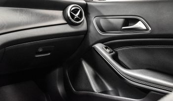 2018 Mercedes-Benz CLA 250 full