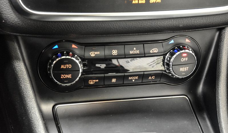 2018 Mercedes-Benz CLA 250 full