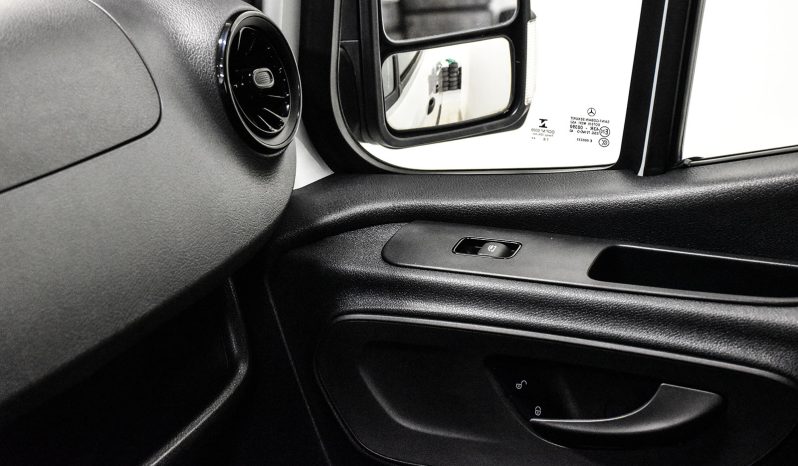 2019 Mercedes-Benz Sprinter 2500 full