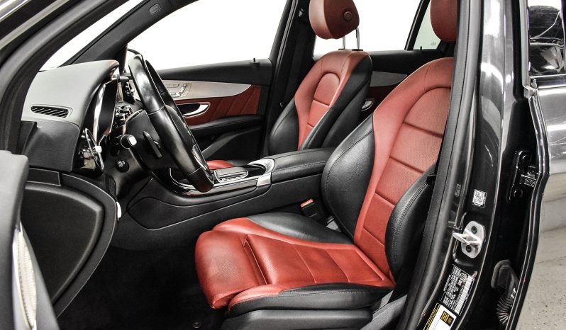 2021 Mercedes-Benz GLC 300 full