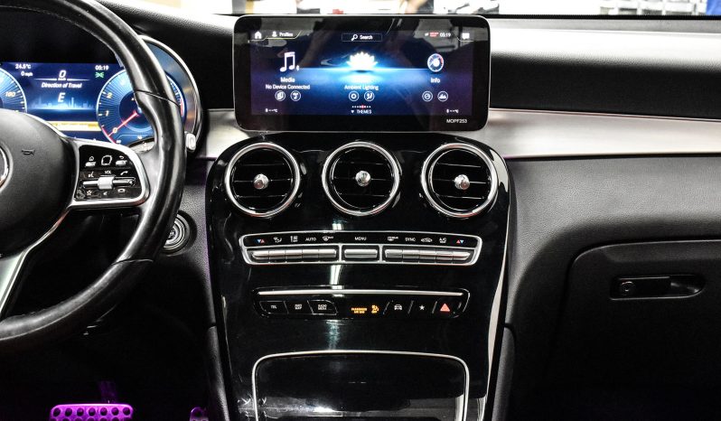 2021 Mercedes-Benz GLC 300 full