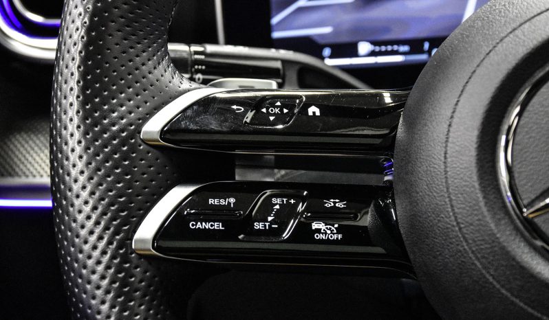 2023 Mercedes-Benz C 300 full