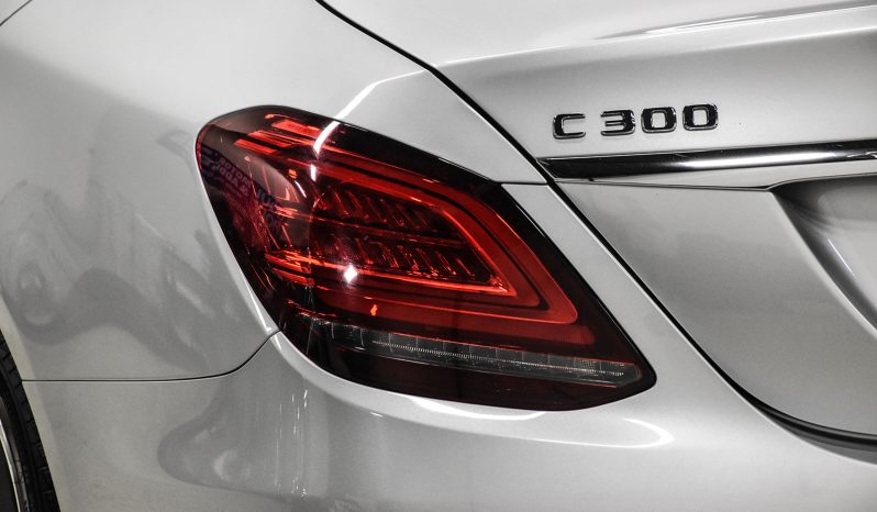 2019 Mercedes-Benz C 300 full