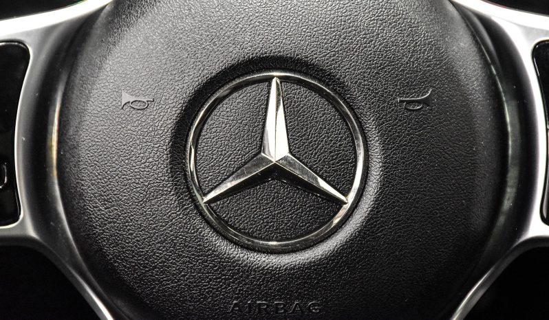 2019 Mercedes-Benz C 300 full