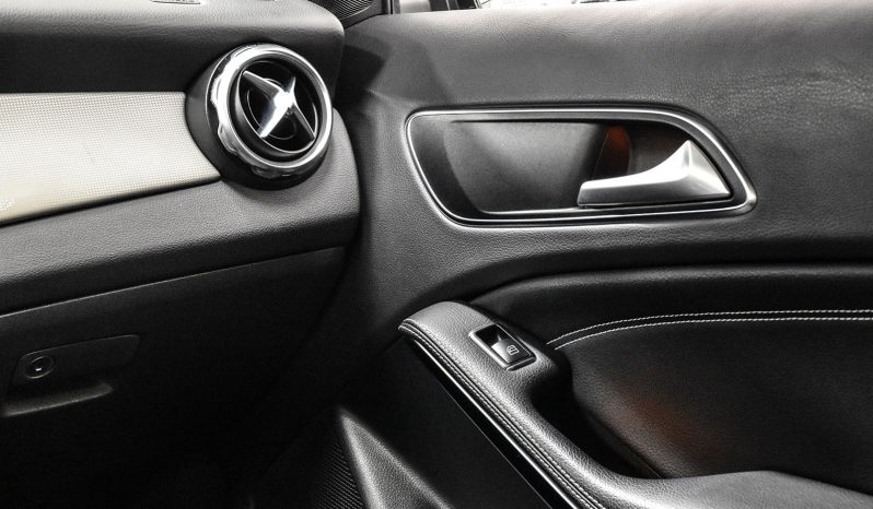 2018 Mercedes-Benz GLA-Class full