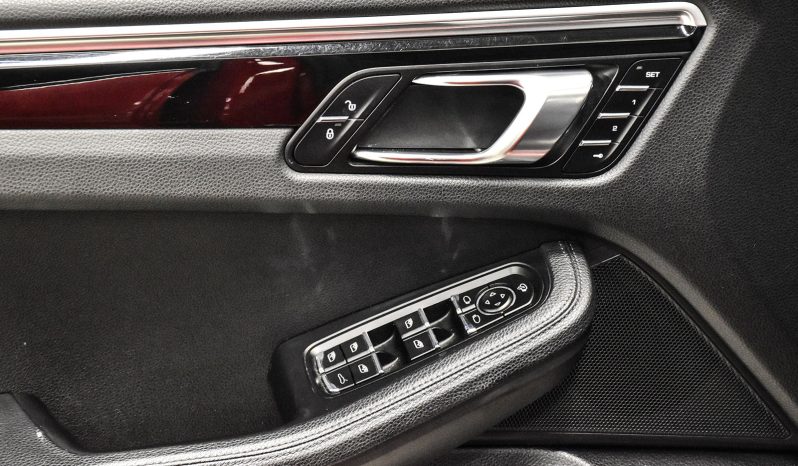 2017 Porsche Macan S full